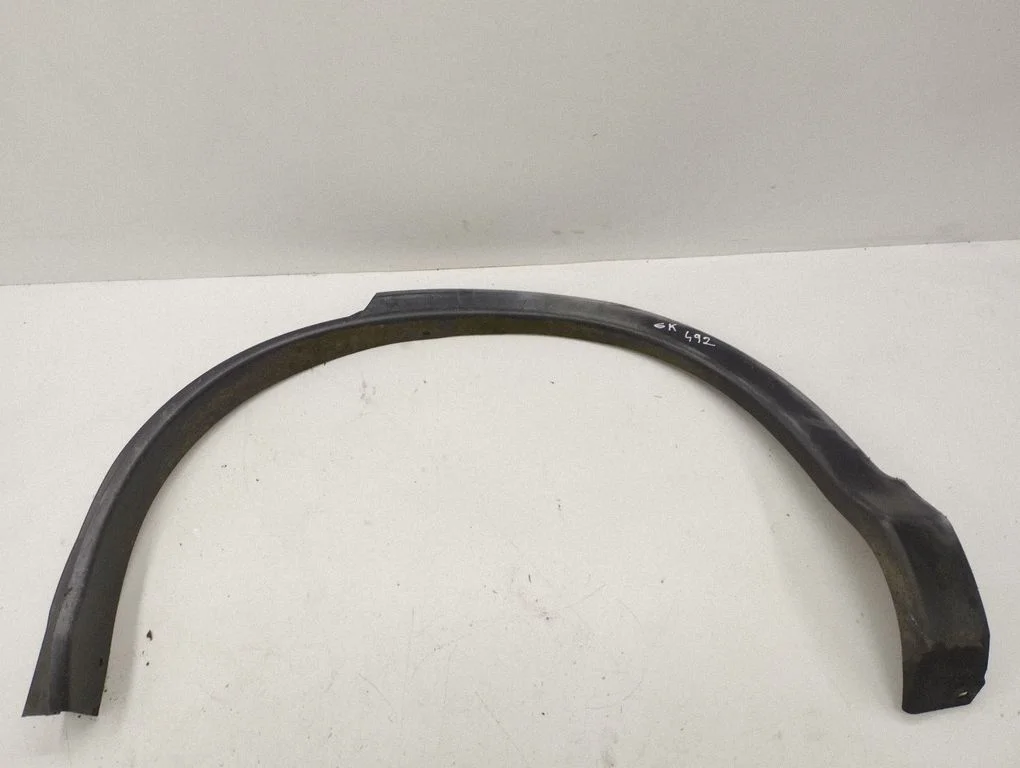 Rear arch trim 74450T1GE