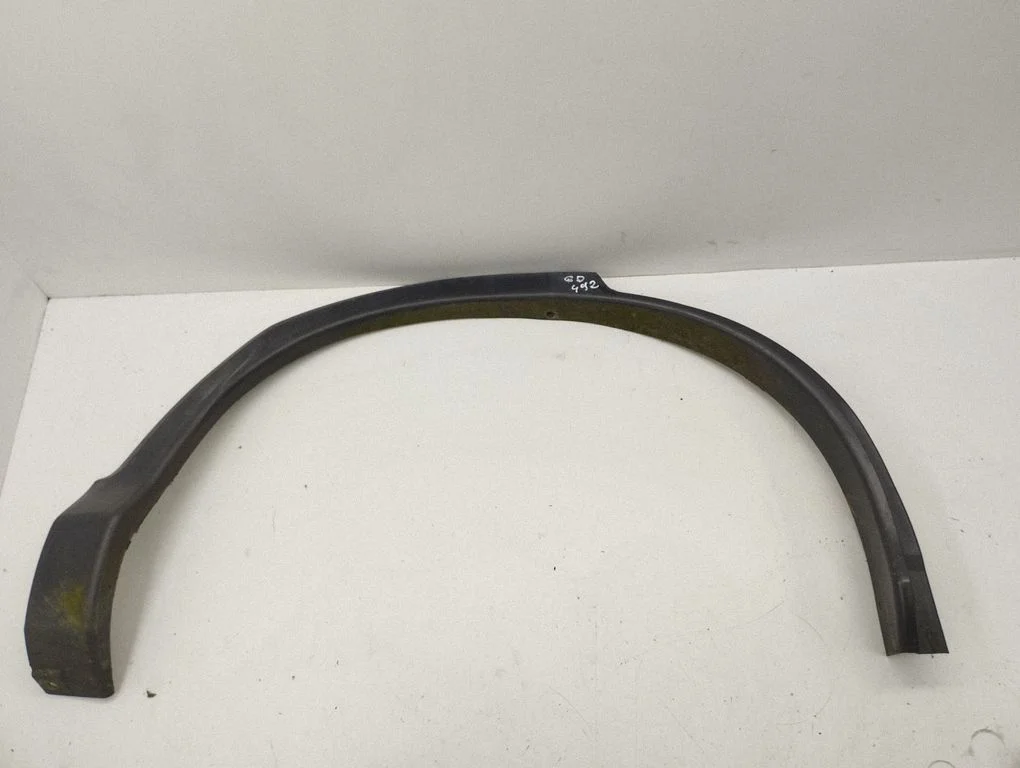 Rear arch trim 74410T1GE