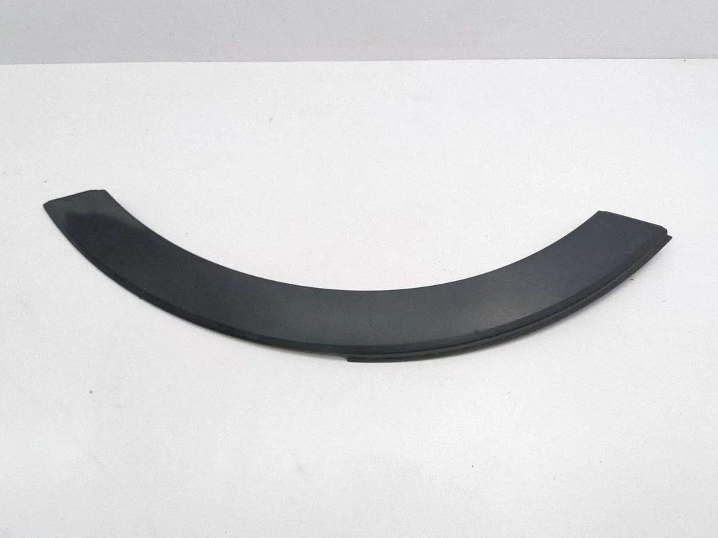 Rear arch trim 877413U000