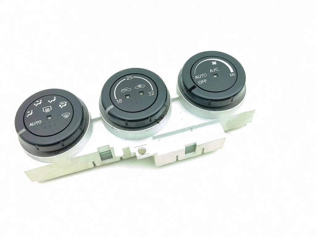 Climate control unit 96935CD700