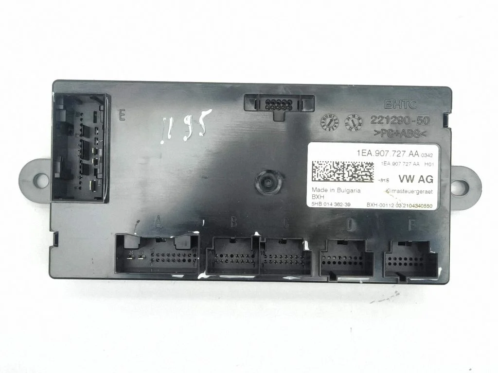 Kliimaseadme/kütte juhtplokk (salongis) – Volkswagen ID.3 (2019-)