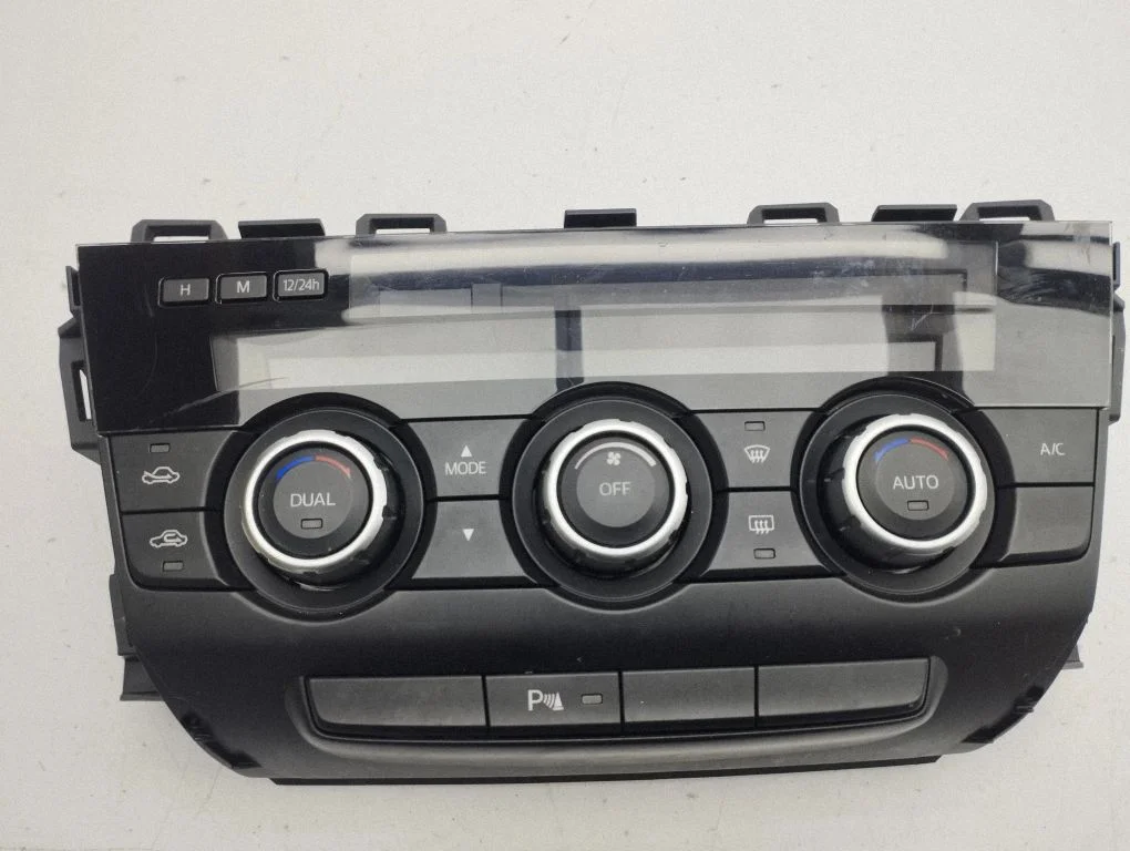 Panel sterowania klimatyzacją / nawiewem – Mazda CX-5 (2012-2017)