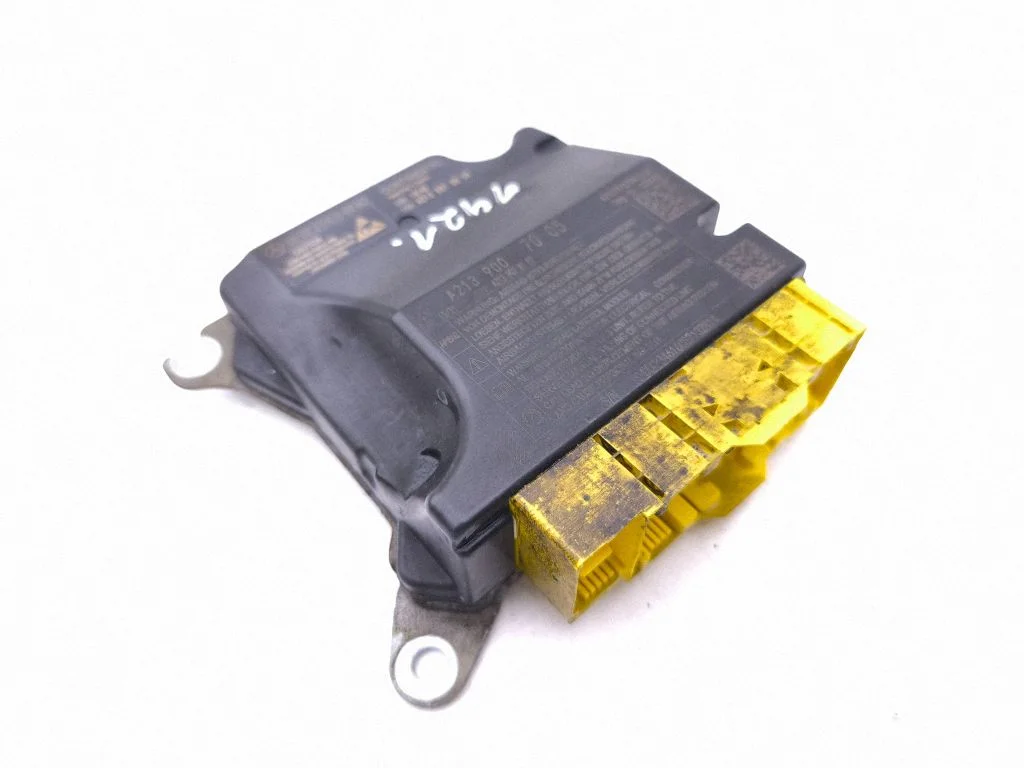 Drošības spilvenu vadības bloks A2139007005