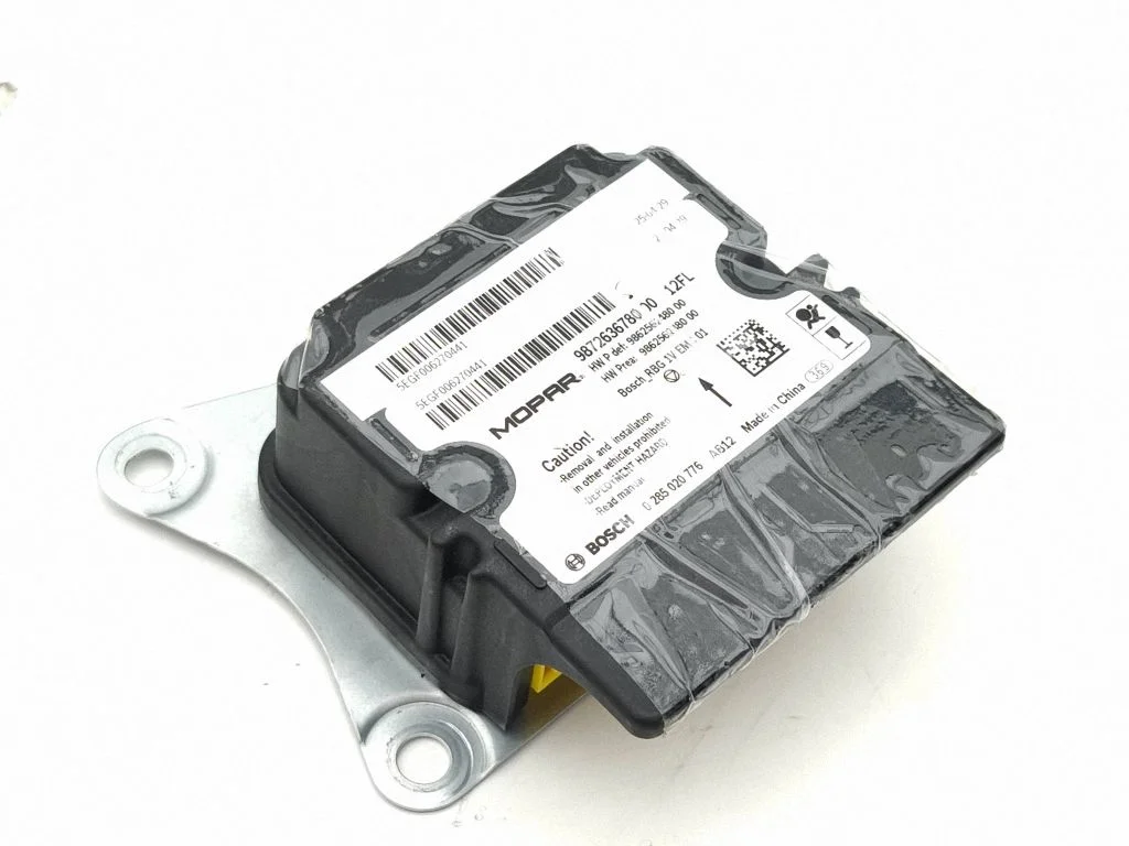 Drošības spilvenu vadības bloks 9872636780