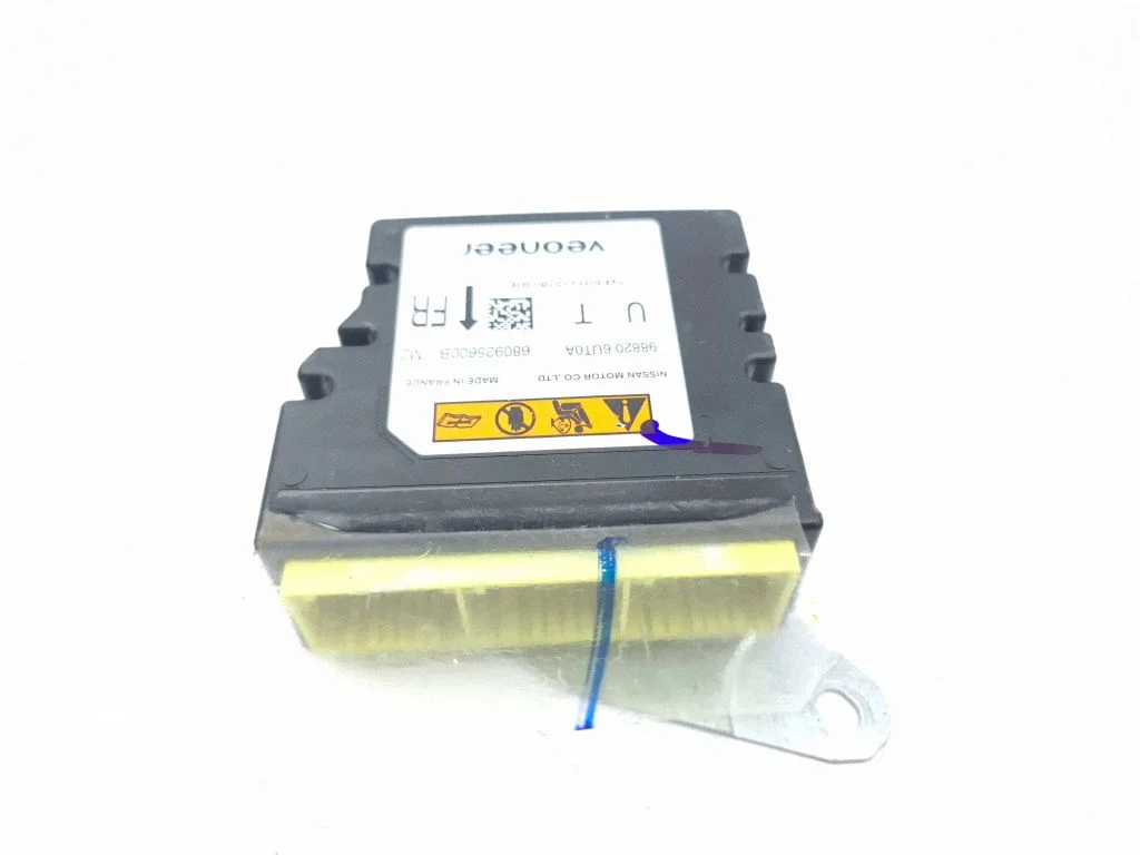 Sterownik poduszek powietrznych 988206UT0A