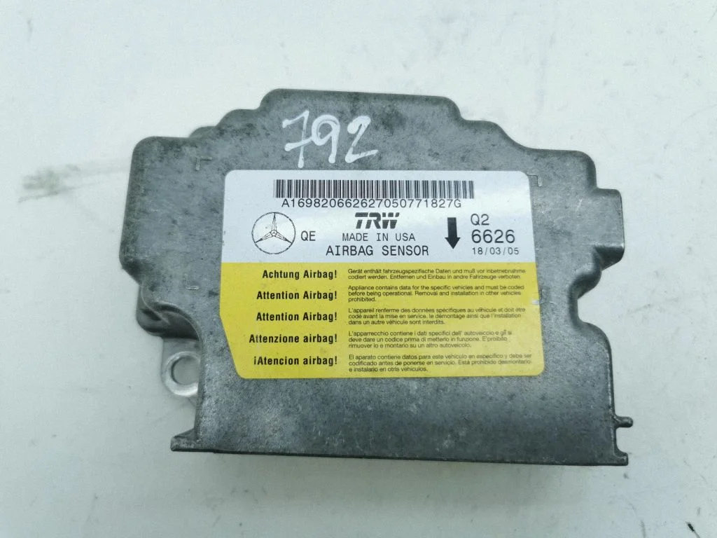 Airbag control unit/module A1698206626