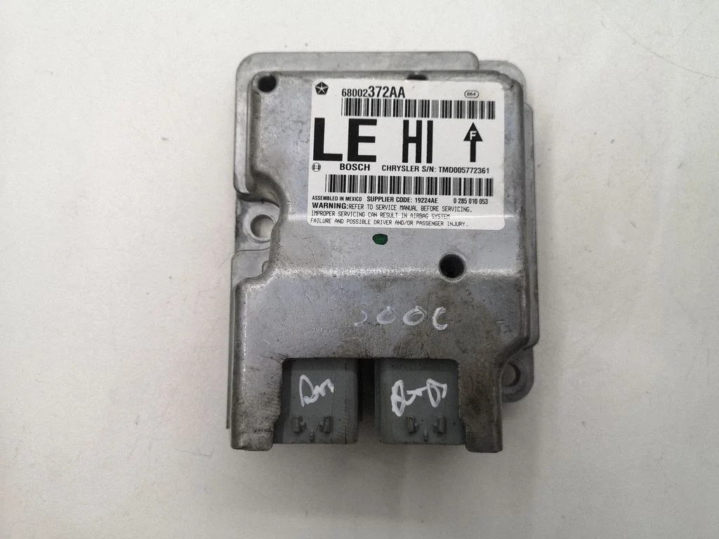 Airbag control unit/module 68002372AA