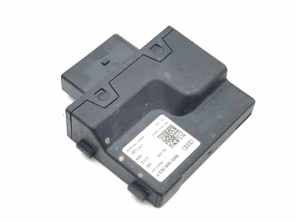 Degvielas sūkņa vadības bloks 8W0906093F