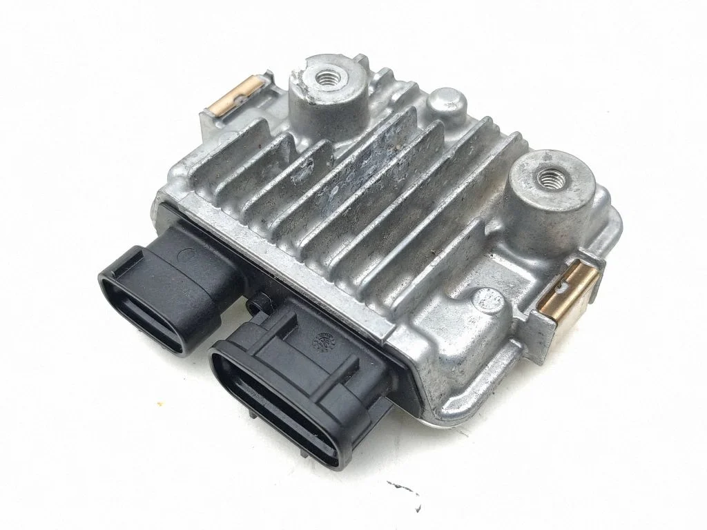 Sterownik pompy paliwa 8957148010