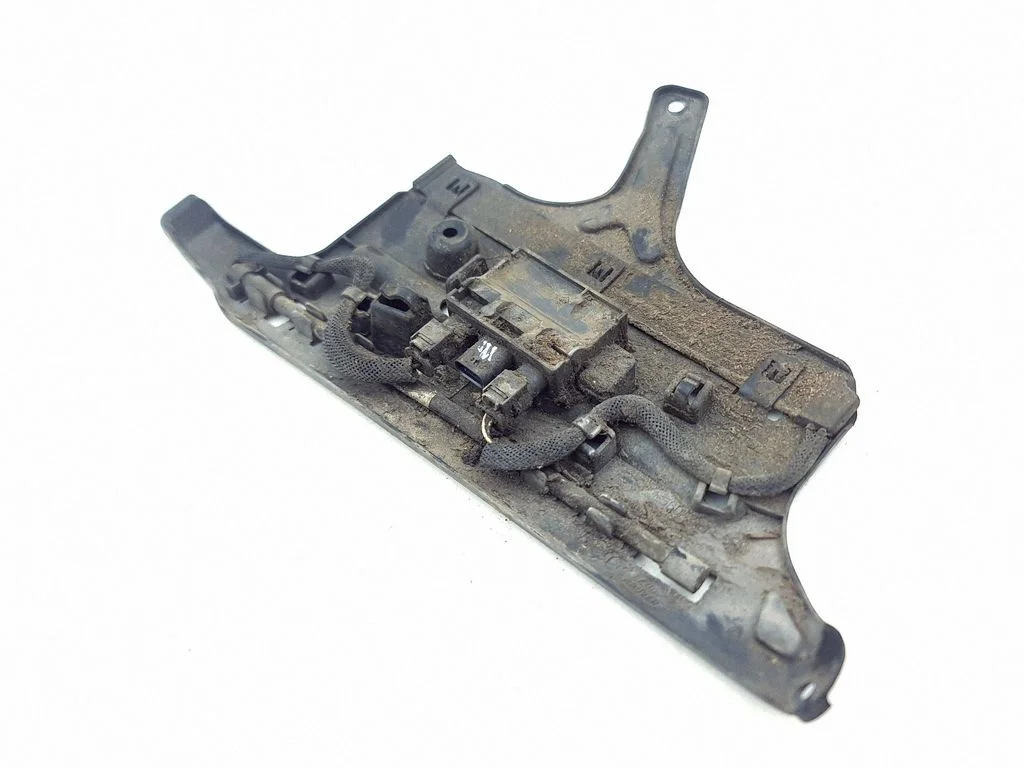 Tailgate/trunk control unit/module m8A214E112AA