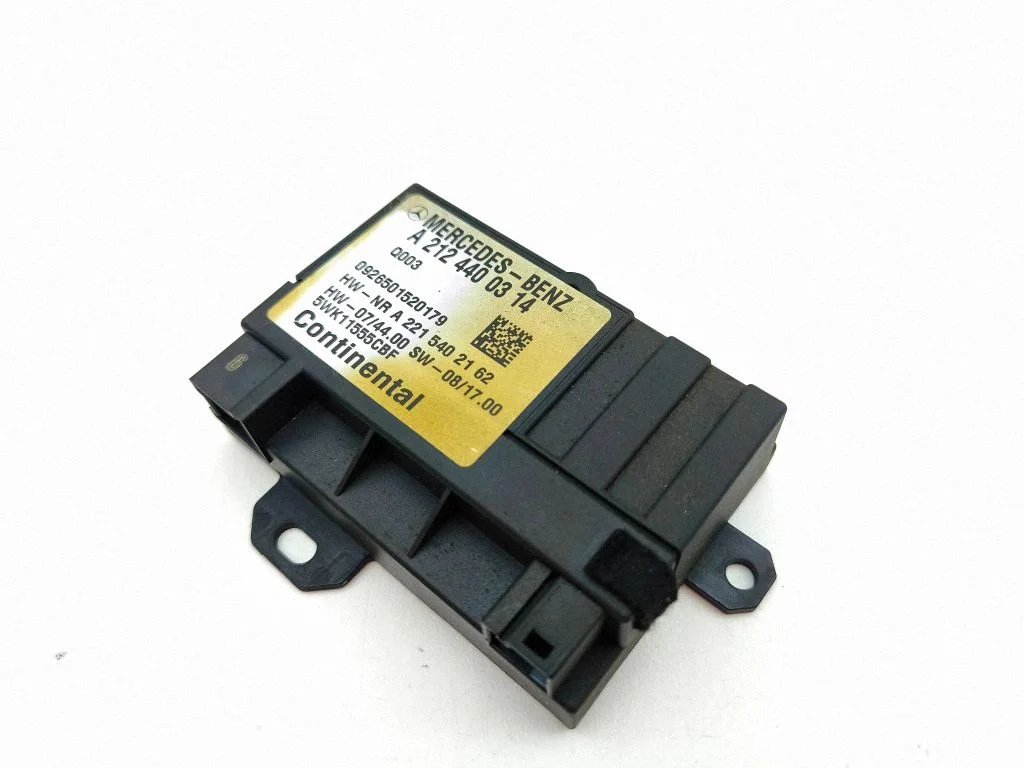 Fuel injection pump control unit/module – Mercedes-Benz E-Class W212 (2009-2016)