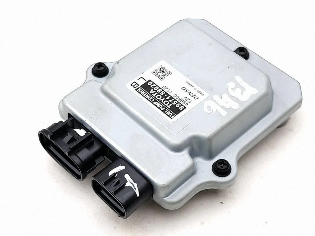 Fuel injection pump control unit/module 8957158020