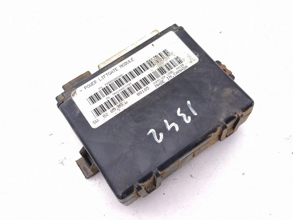 Tailgate/trunk control unit/module – Chrysler Grand Voyager V (2007-2015)