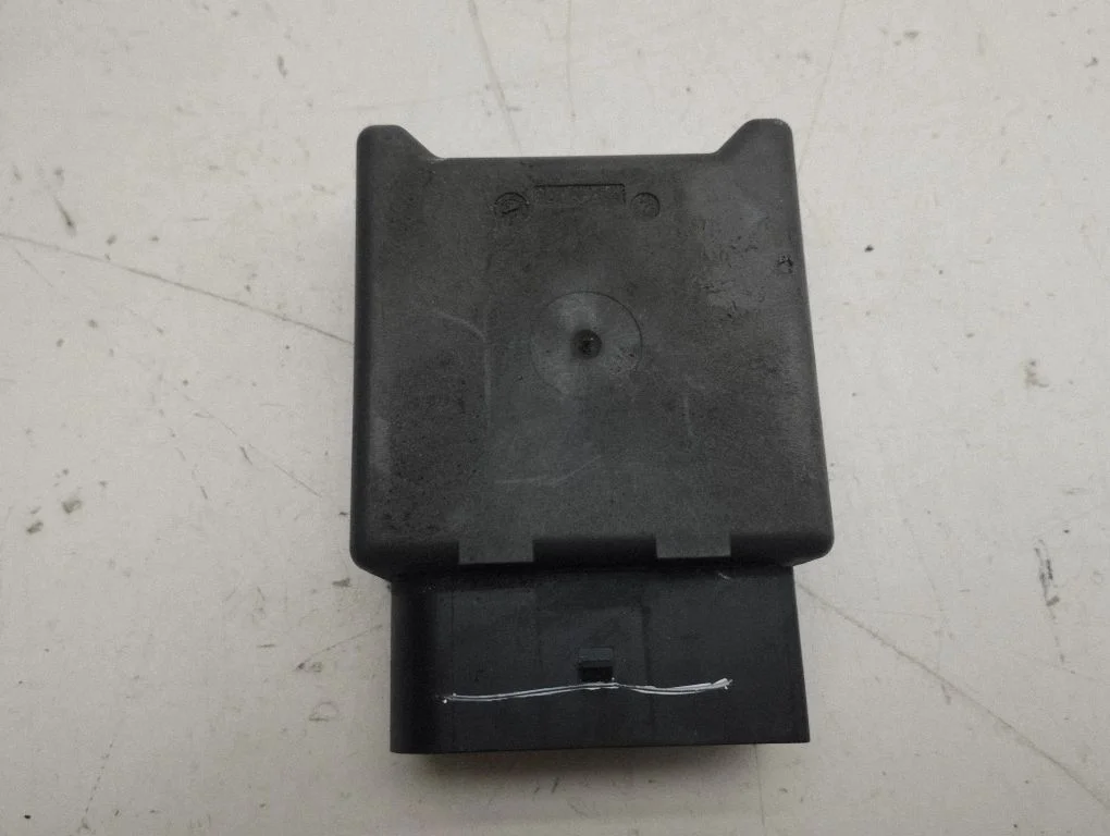 Degvielas sūkņa vadības bloks 5Q0906093A