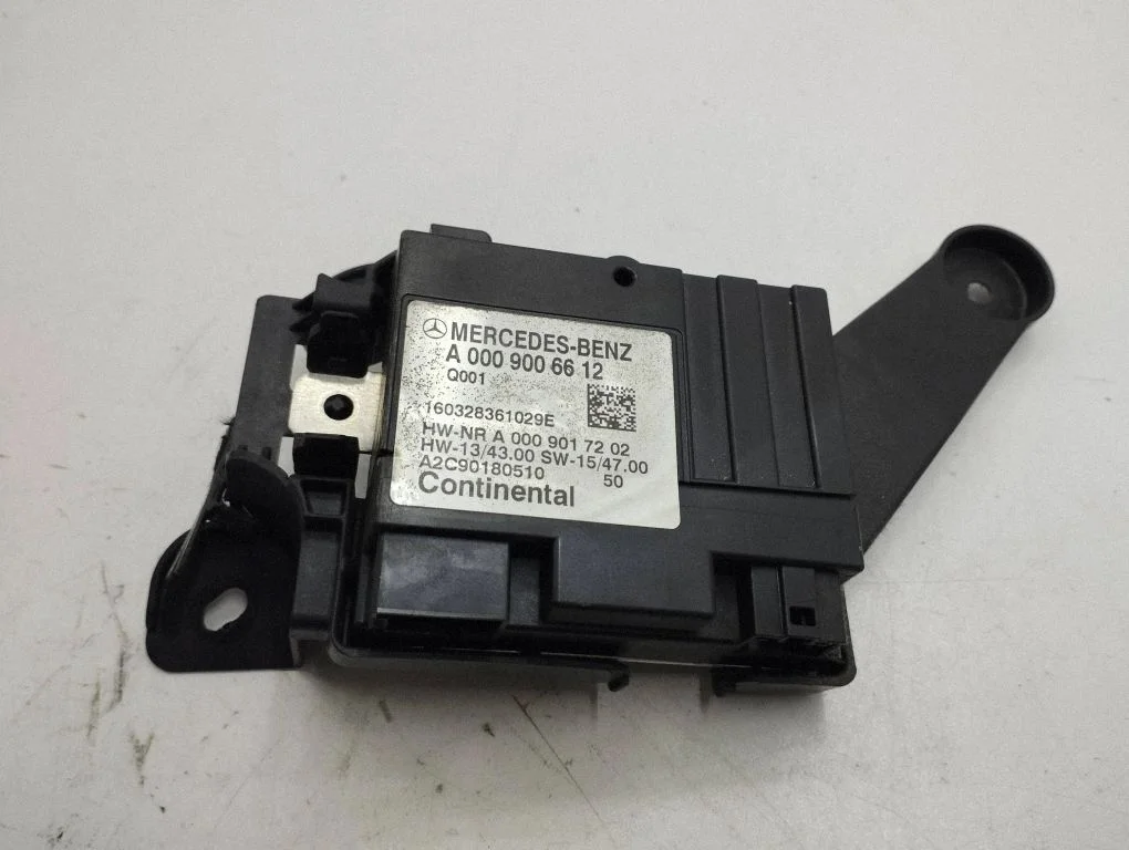 Fuel injection pump control unit/module A0009006612
