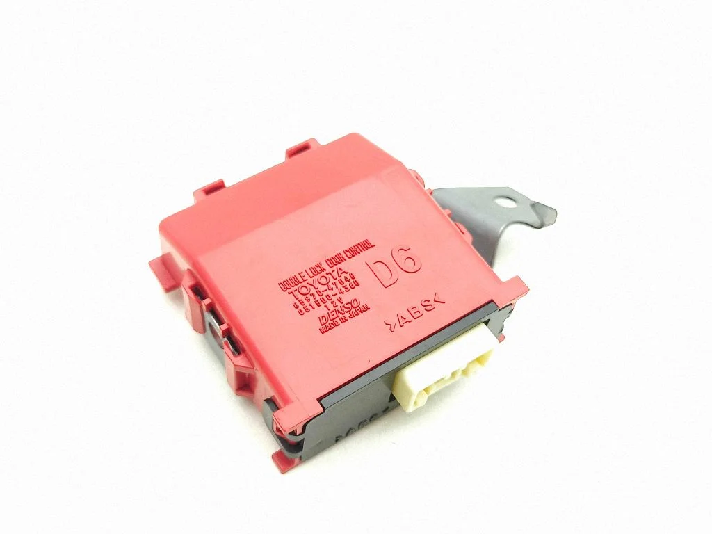 Centrālās slēgšanas vadības bloks 8597047040