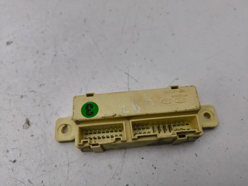 Centrālās slēgšanas vadības bloks – Hyundai i40 (2011-)