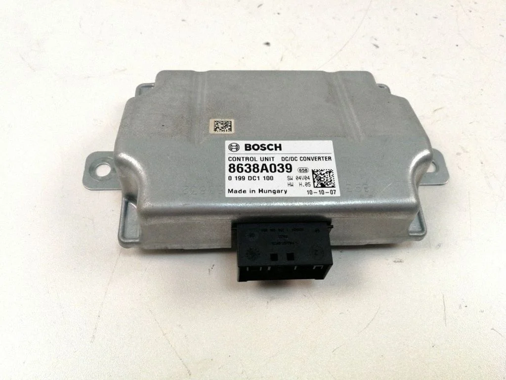 Door central lock control unit/module 8638A039