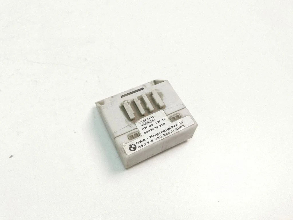 Signalisatsiooni juhtplokk – BMW 3-seeria E46 (1998-2005)