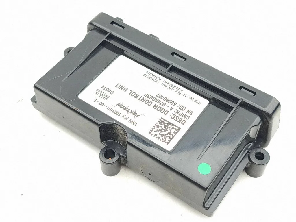 Door control unit/module – Tesla Model S (2012-)