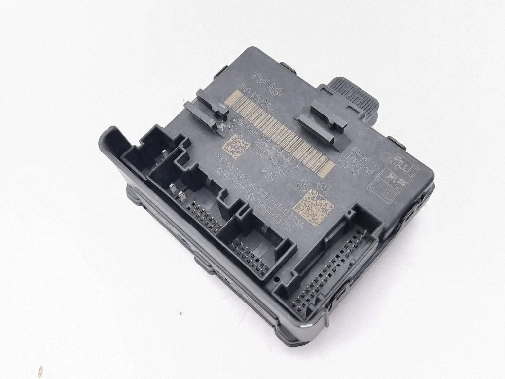Durvju elektronikas vadības bloks 5Q0959593L
