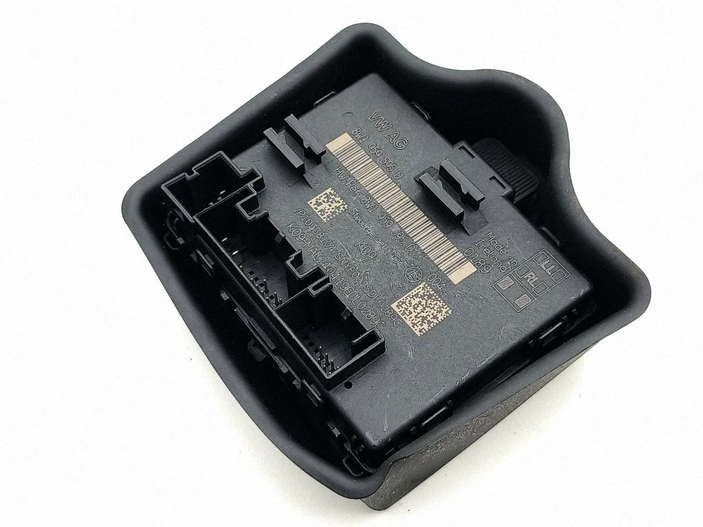 Durvju elektronikas vadības bloks 8W1959595D
