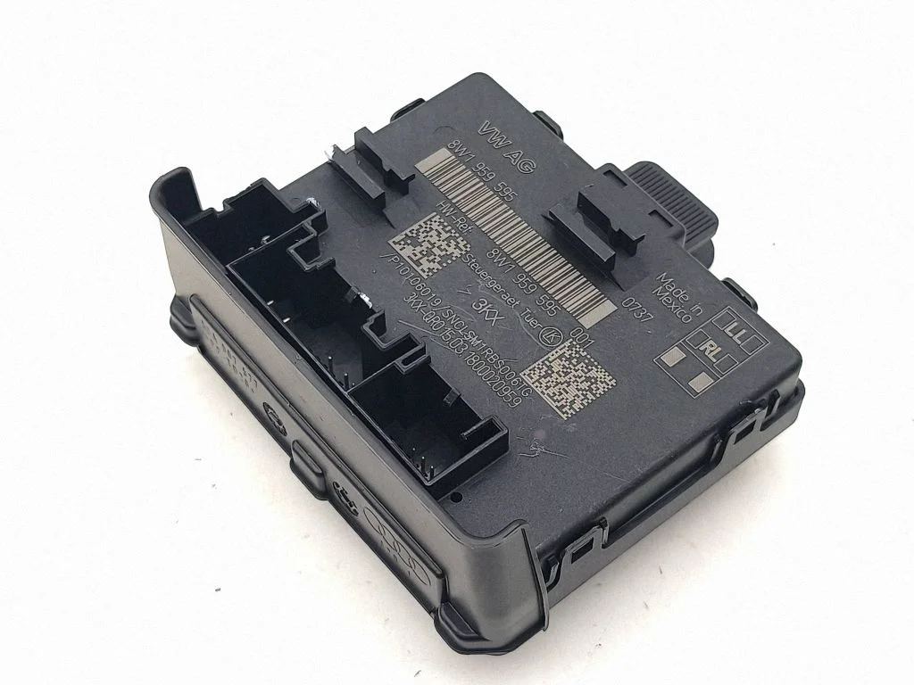 Durvju elektronikas vadības bloks 8W1959595