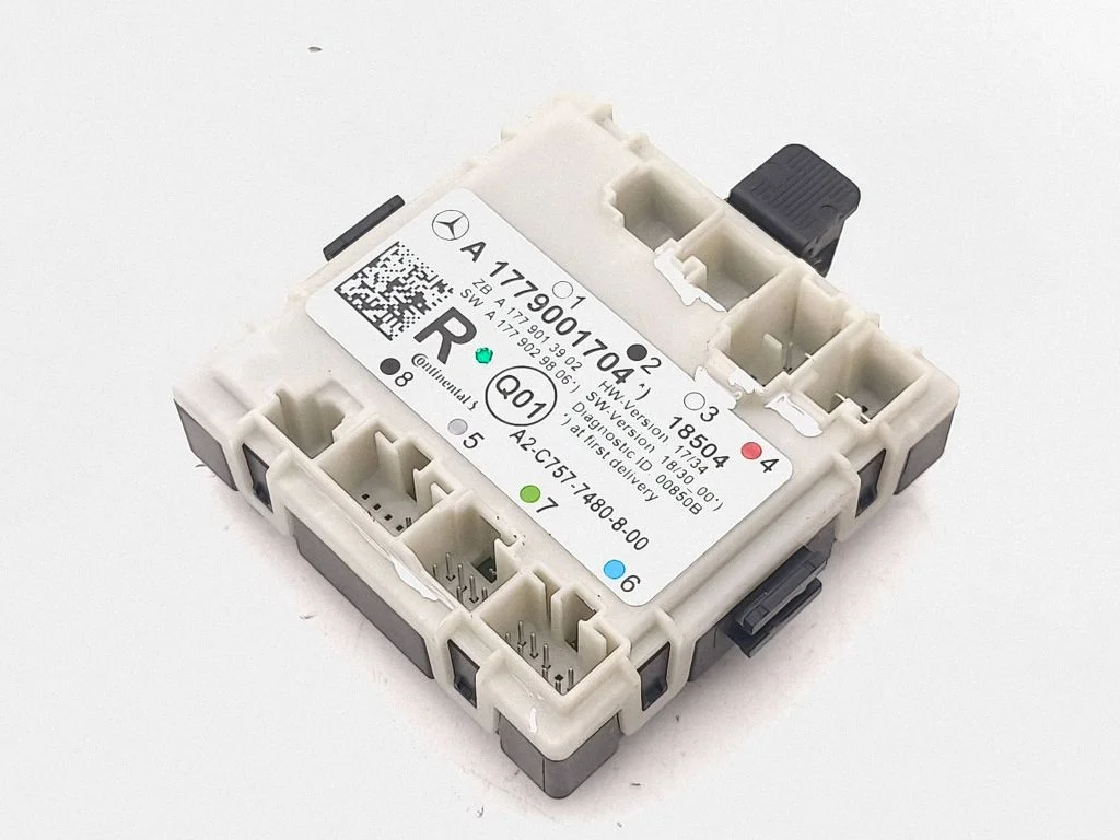 Durvju elektronikas vadības bloks – Mercedes-Benz A klase W177 AMG (2018-)