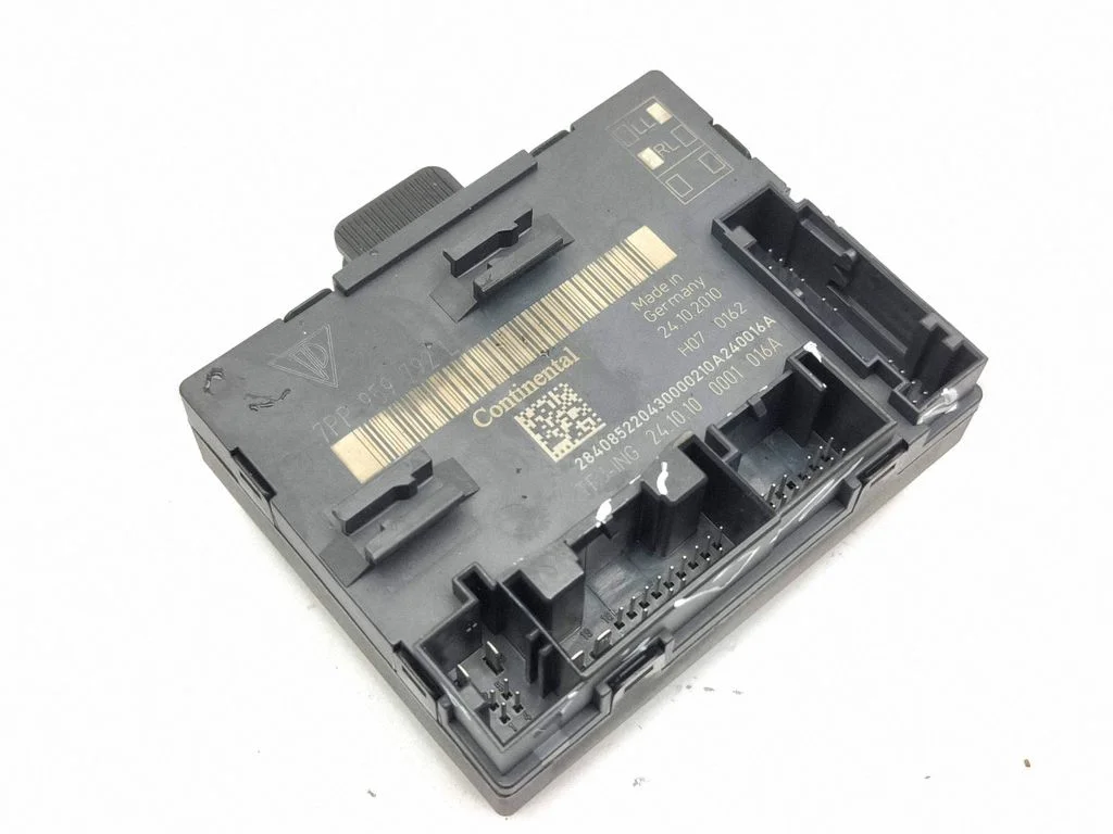 Durvju elektronikas vadības bloks 7PP959792L