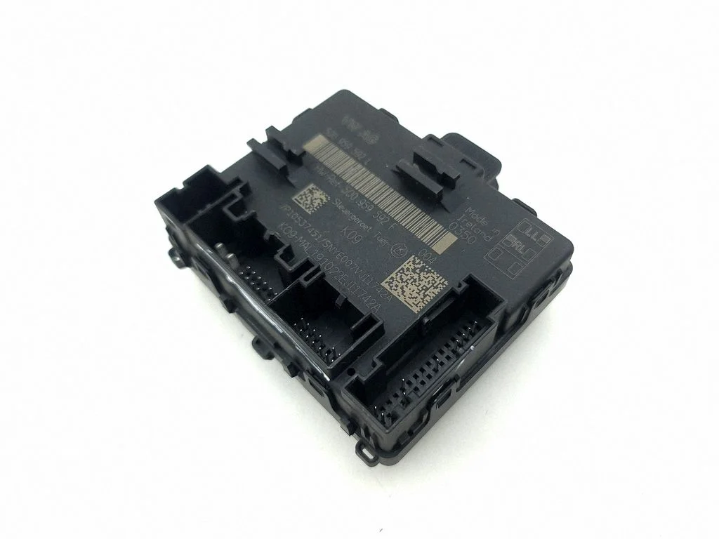 Moduł drzwi 5Q0959592L