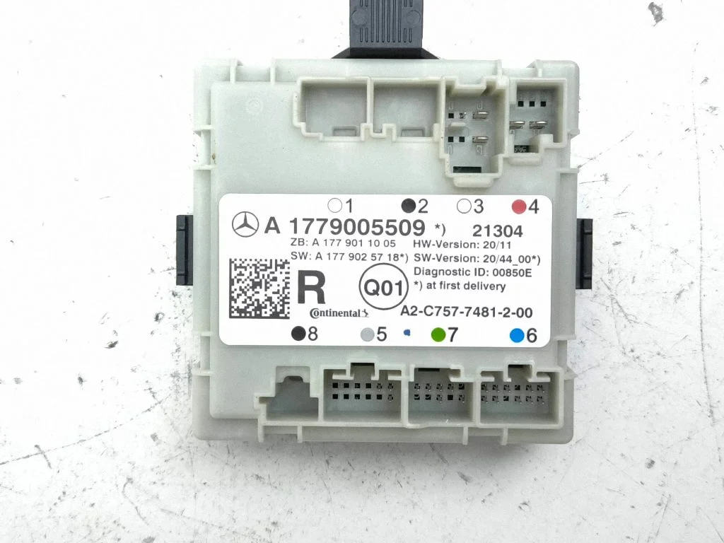 Durvju elektronikas vadības bloks A1779005509