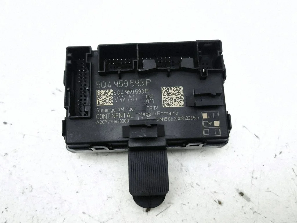 Door control unit/module 5Q4959593P