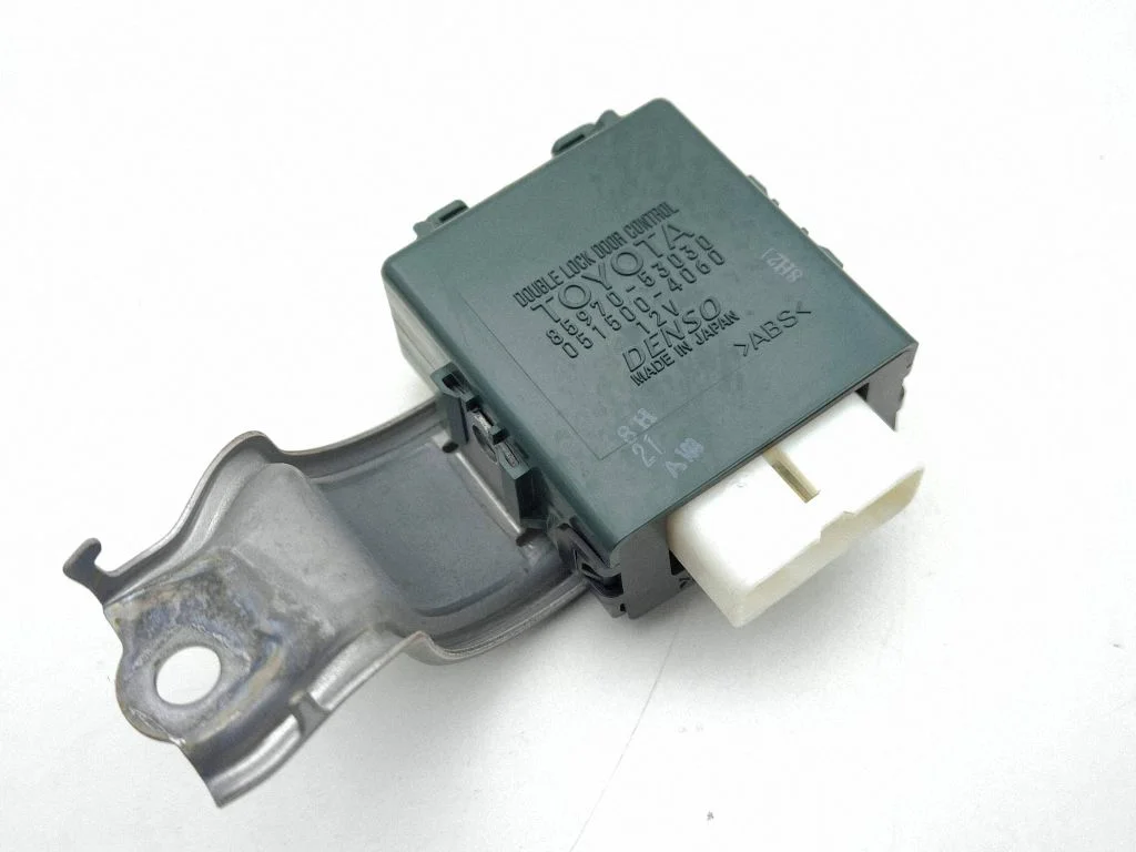 Durvju elektronikas vadības bloks – Lexus IS 220D-250-350 (2006-2013)