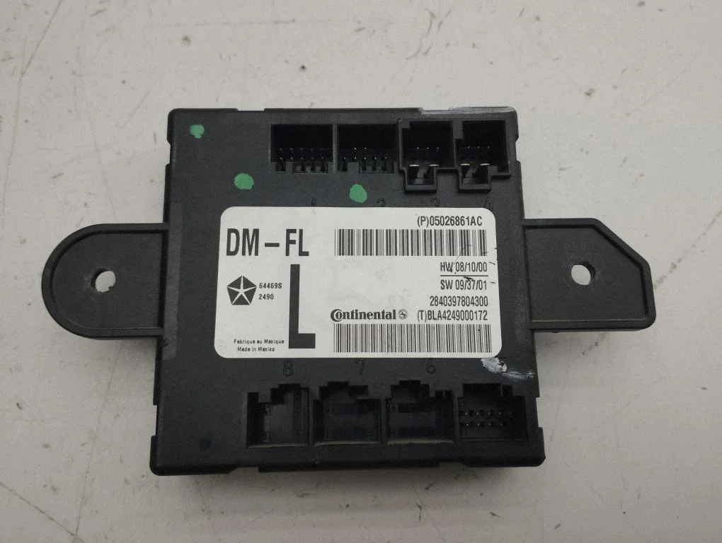 Door control unit/module P05026861AC