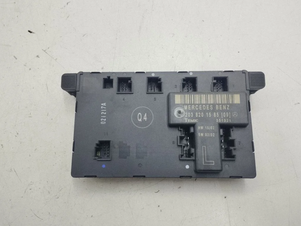 Door control unit/module 2038201585