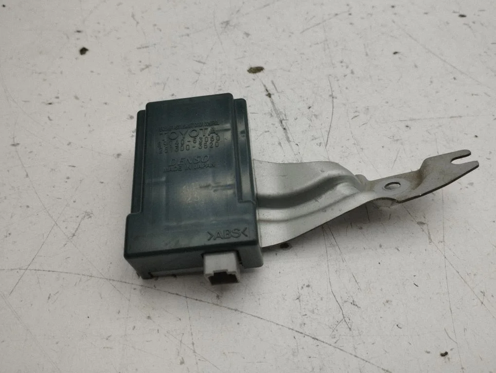 Door control unit/module 8974053060