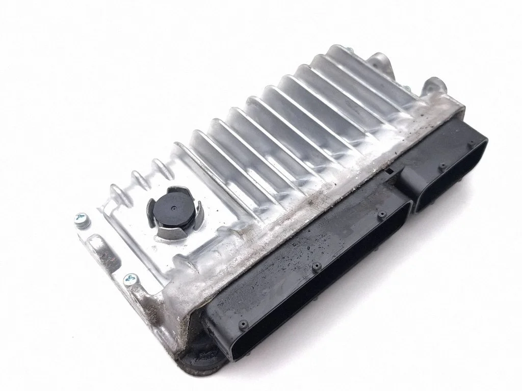 Mootori juhtplokk – Lexus IS III XE30 (2013-2020)