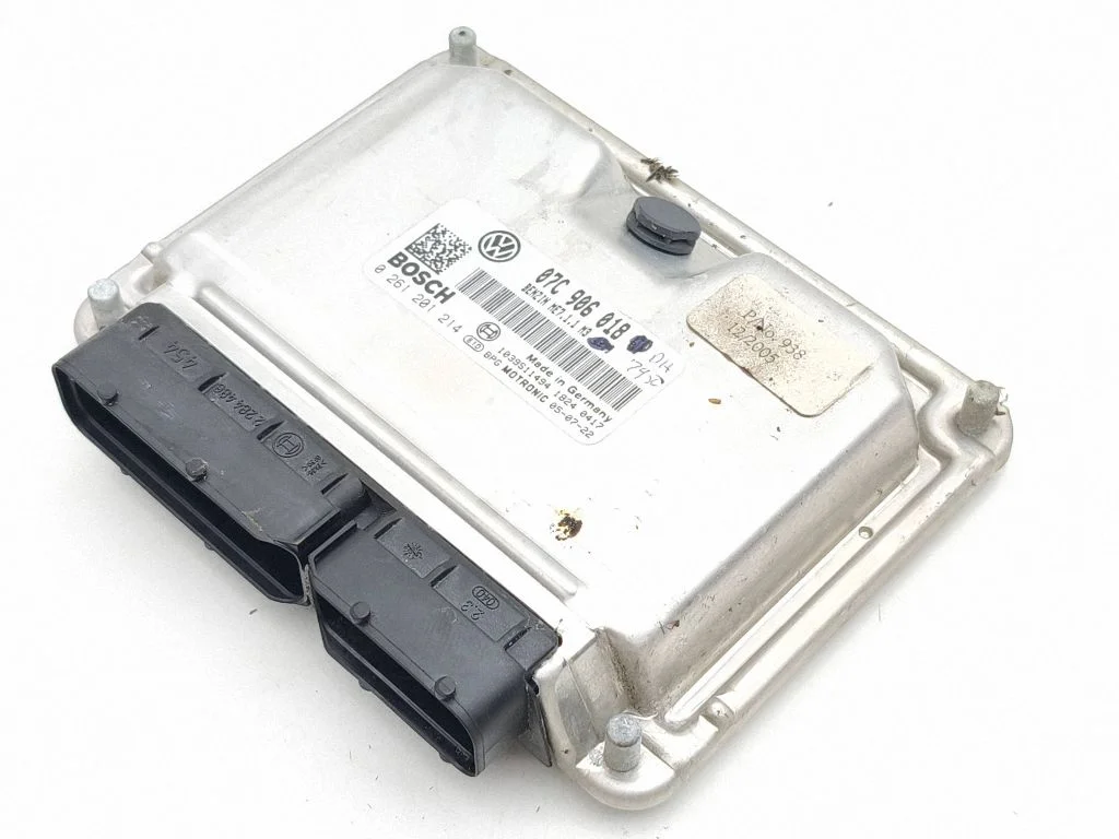 Dzinēja vadības bloks 07C906018CP