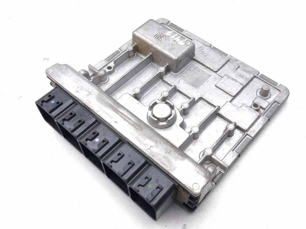 Dzinēja vadības bloks 06R907425
