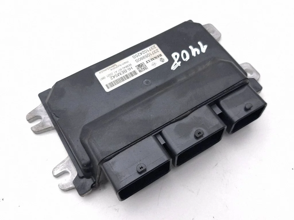 Dzinēja vadības bloks 237102425S