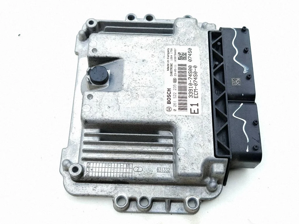 Dzinēja vadības bloks 0261S22235