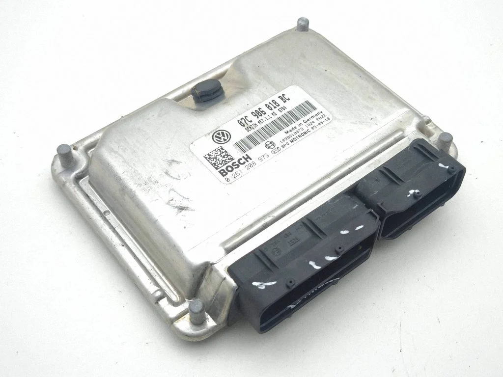 Engine control unit/module 07C906018BC