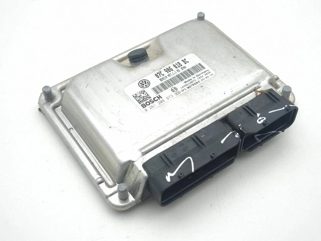 Engine control unit/module 07C906018BC