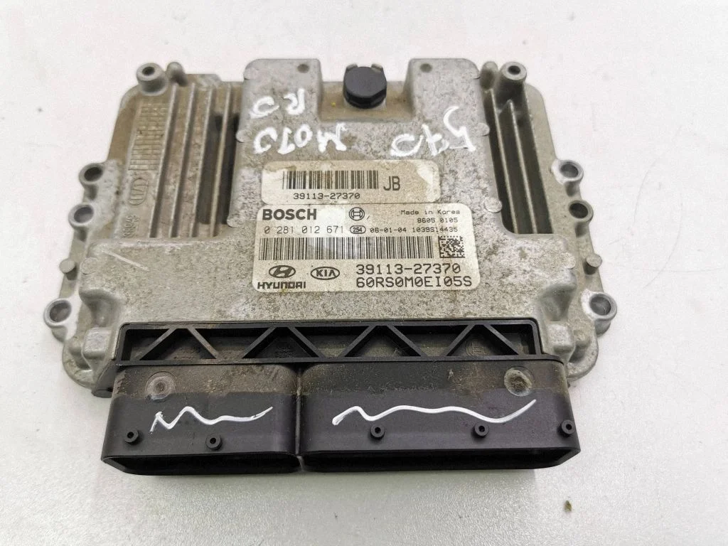 Dzinēja vadības bloks 3911327370