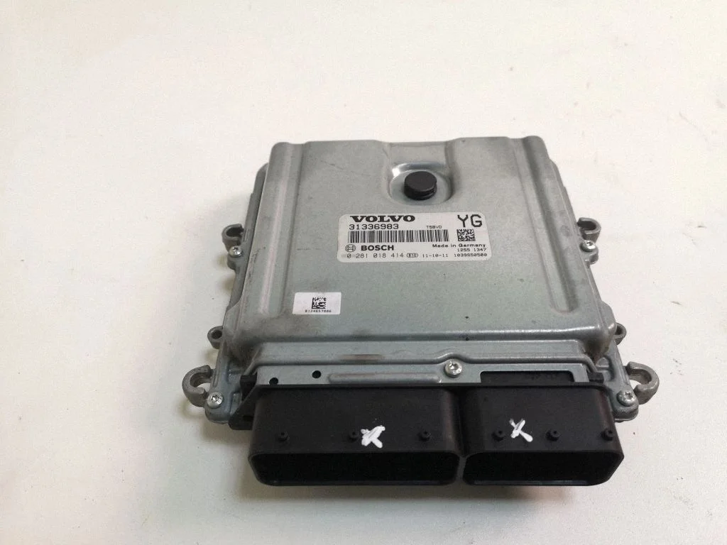 Dzinēja vadības bloks – Volvo V60 (2011-2013)