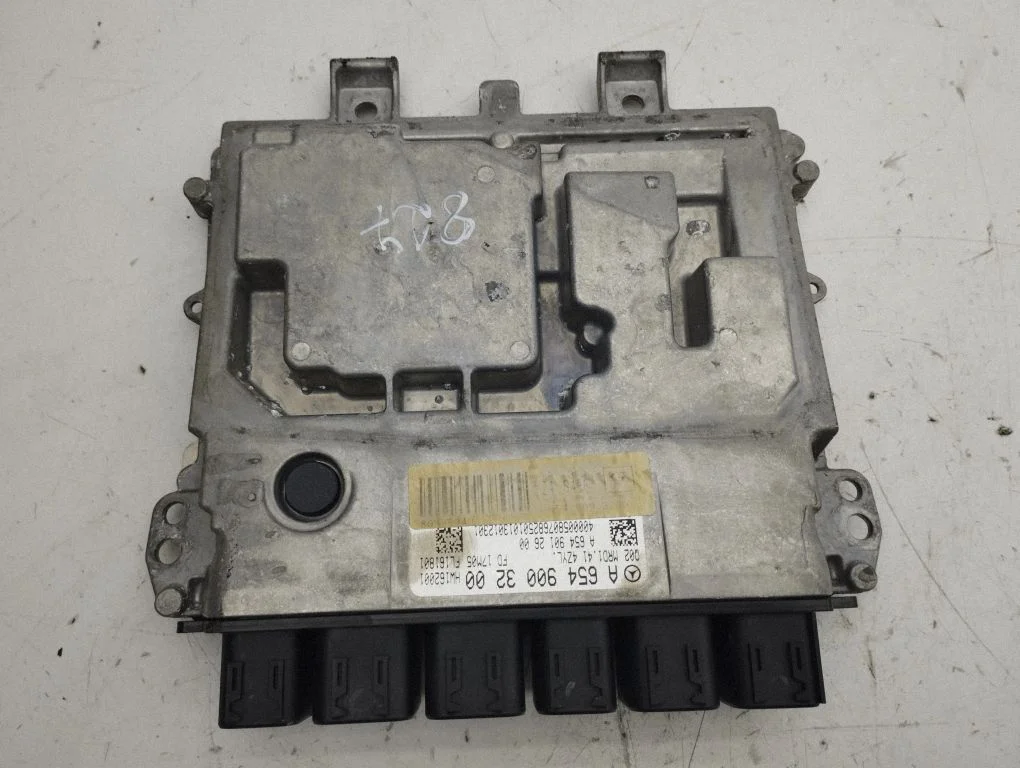 Dzinēja vadības bloks A6549003200