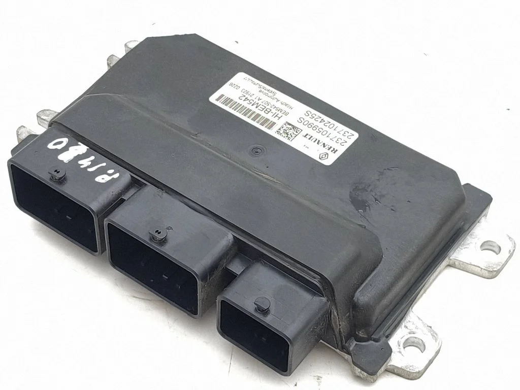 Sterownik silnika 237102425S