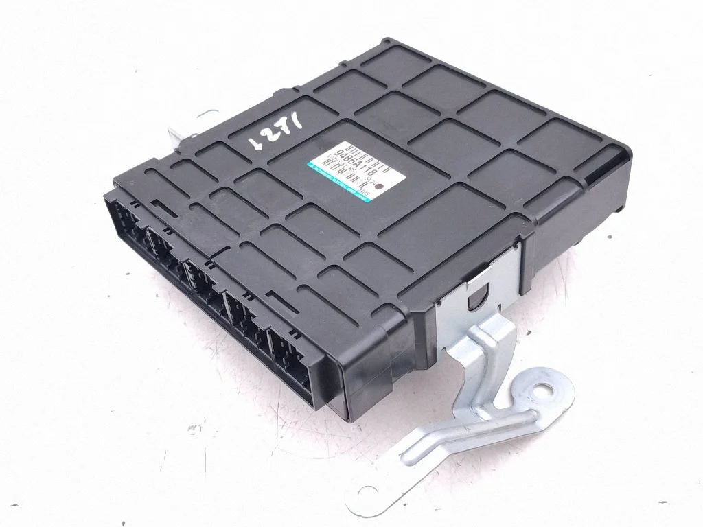 Dzinēja vadības bloks 9486A118