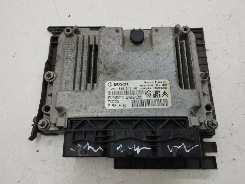 Engine control unit/module 9808016480