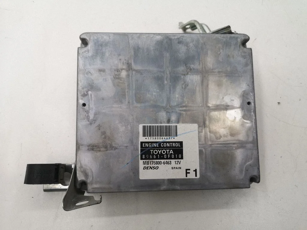 Engine control unit/module 896610F010